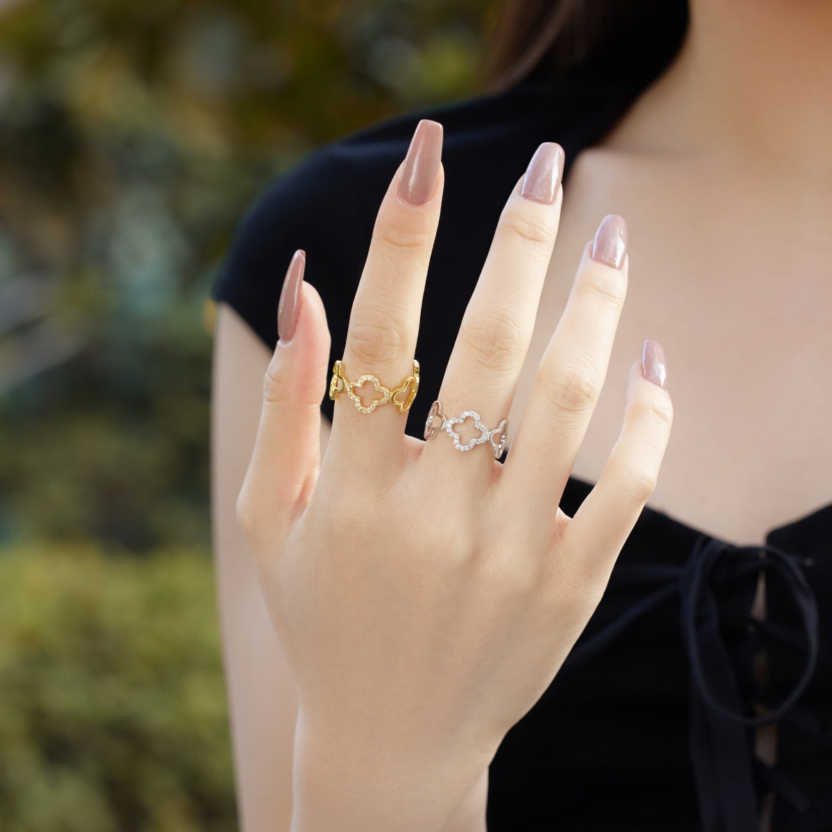[AURORA]Hollow Design Four-Leaf Clover Flower Shape Ring