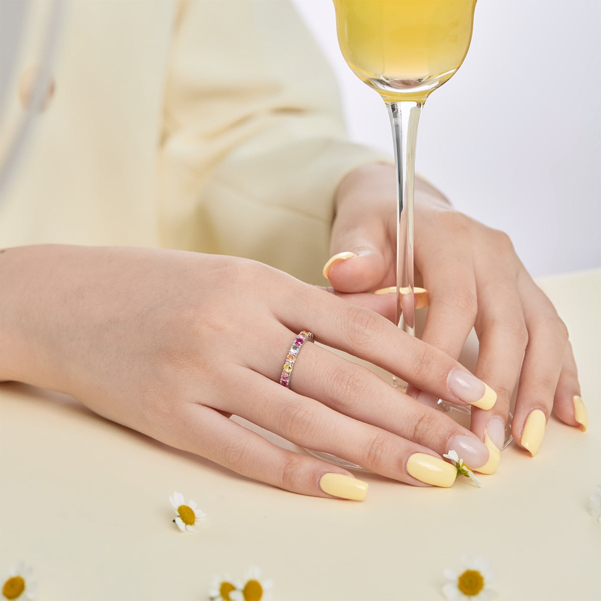 [AURORA]Dazzling Lustrous Round Cut Tennis Ring