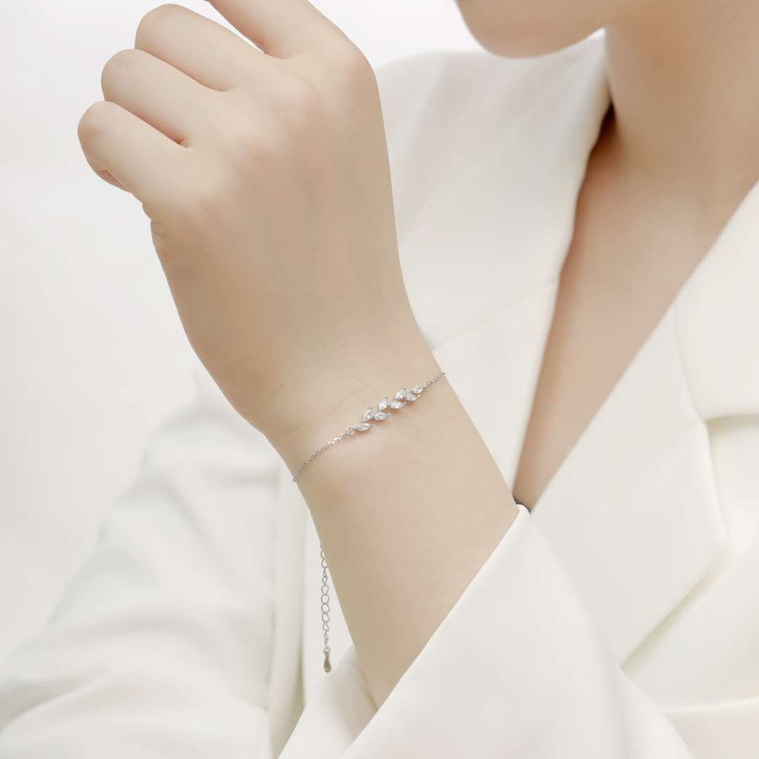 [AURORA]Elegant Wheat Leaves Shape Bracelet