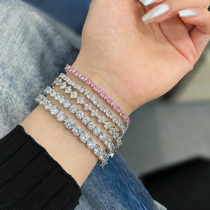[AURORA]0.5 Carat Ornate Princess Cut Daily Bracelet