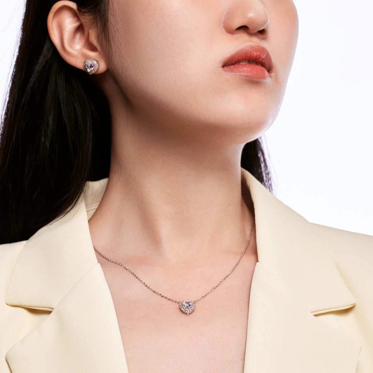 [AURORA]Dazzling Heart Shape Lover Earrings