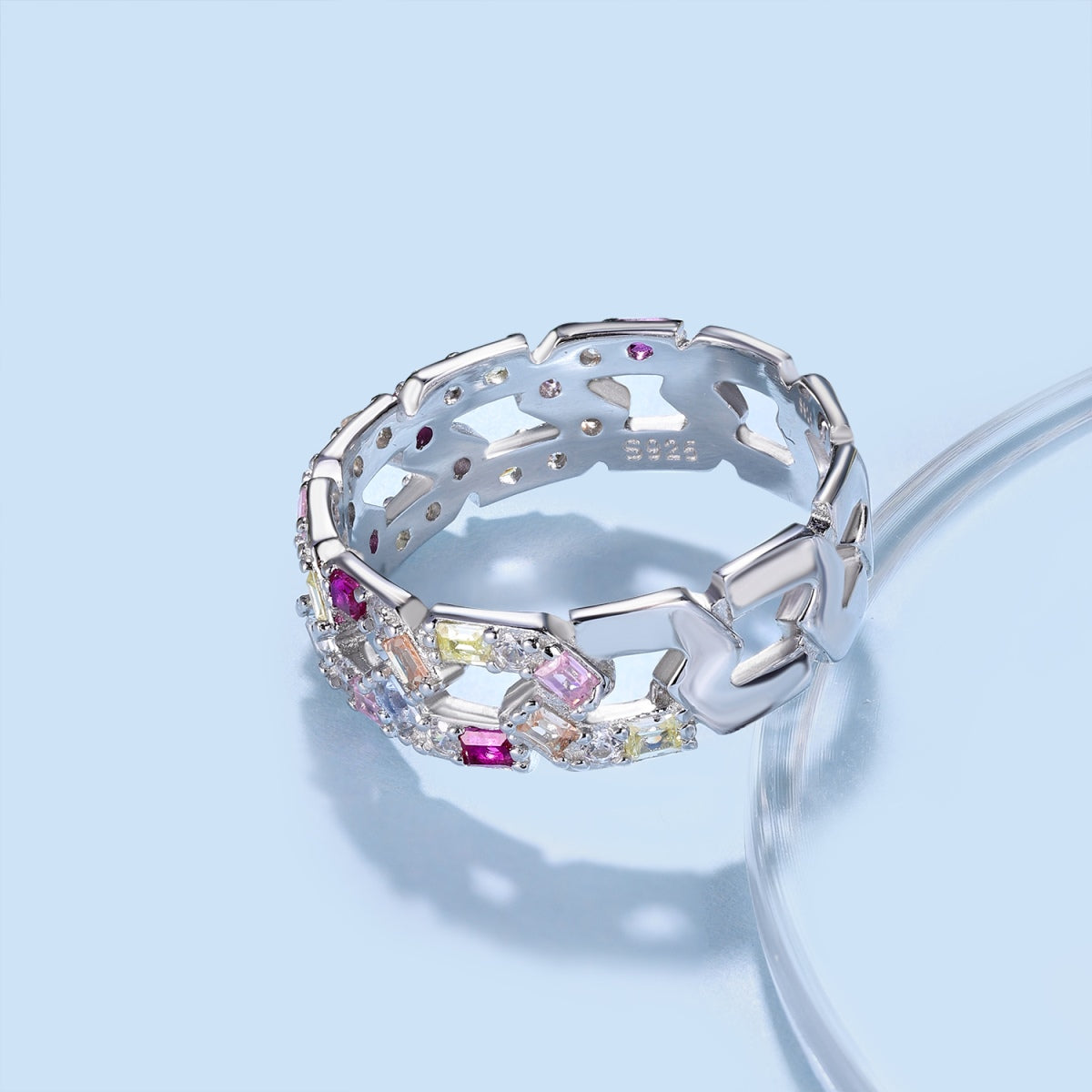 [AURORA]Sparkling Vibrant Emerald Cut Daily Ring