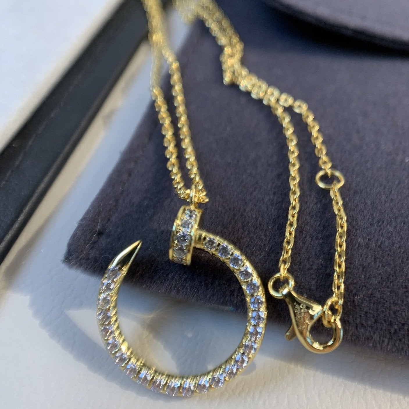[AURORA]JUSTE-HALSKETTE MIT GOLDDIAMANTEN 