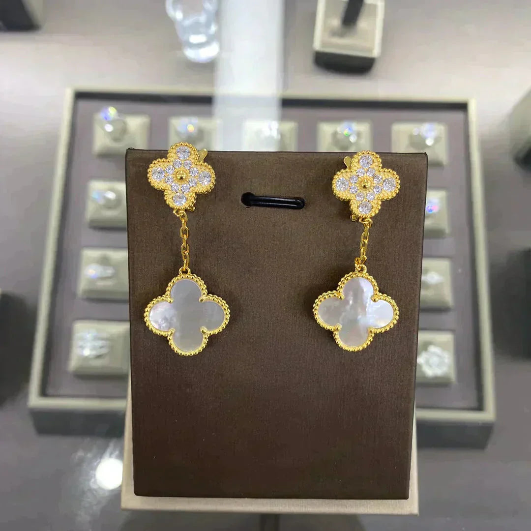 [AURORA]CLOVER  2 MOTIFS  DIAMOND  EARRINGS (MULTIPLE CHOICESç´