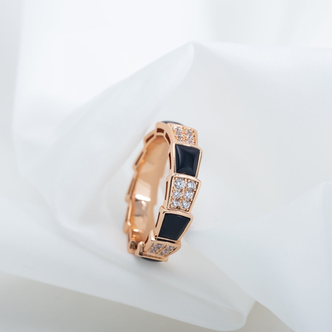 [AURORA]SERPENTI RING PINK GOLD BLACK MOP DIAMOND PAVED 4MM