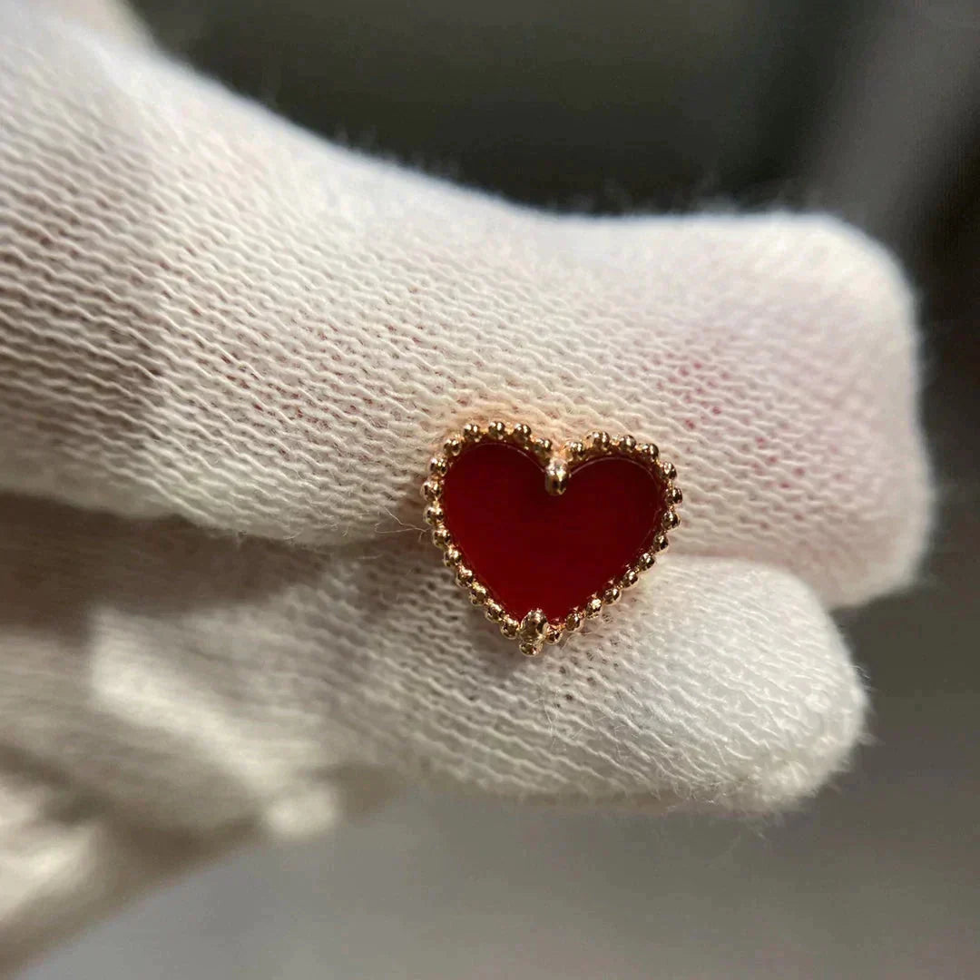 [AURORA]HEART CARNELIAN STUD EARRINGS