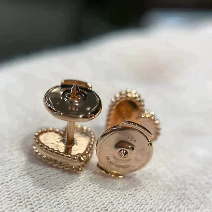 [AURORA]HEART CARNELIAN STUD EARRINGS