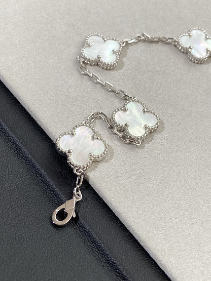 [AURORA]CLOVER WHITE PEARL MOP 5 MOTIF BRACELET COLLECTION