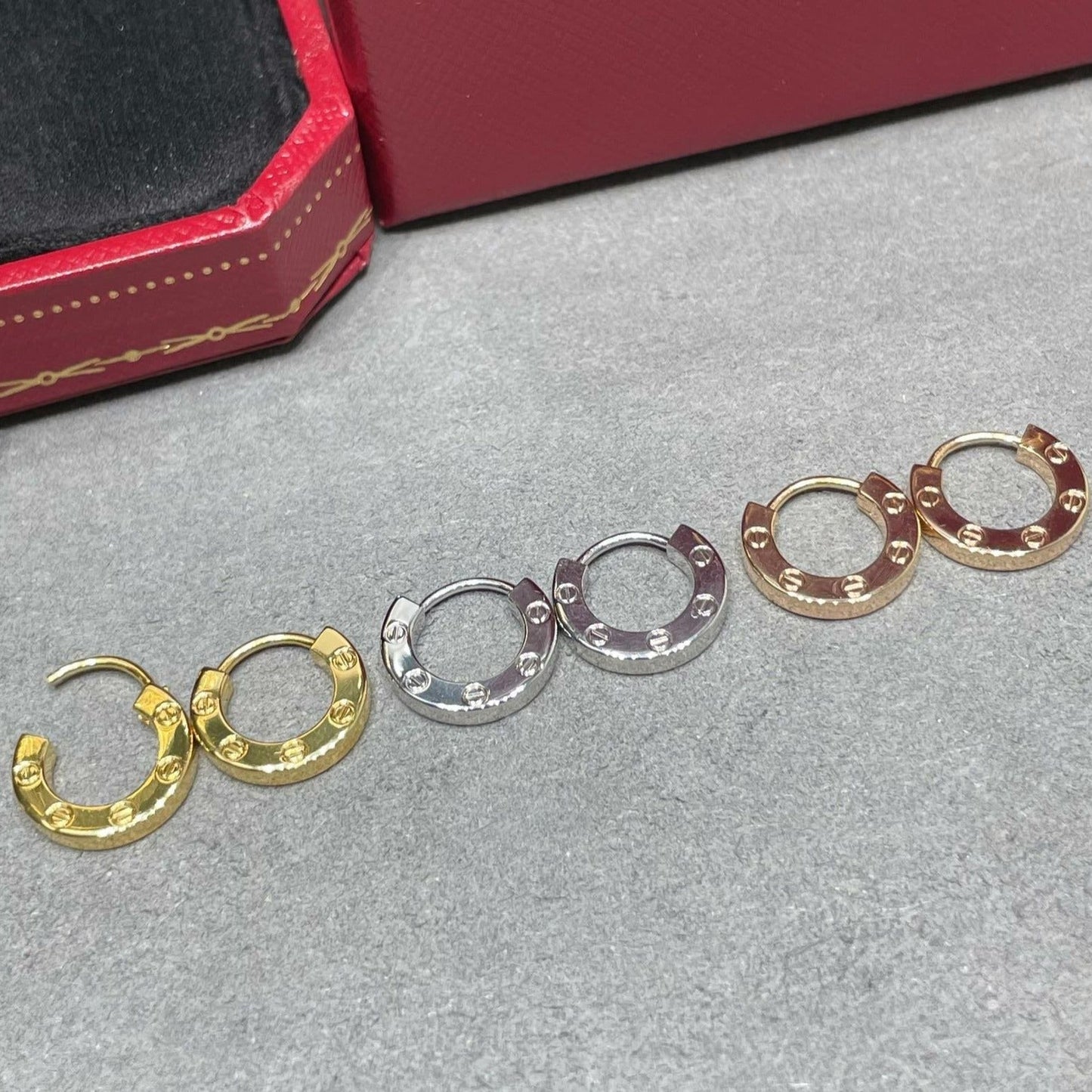[AURORA]LOVE MINI EARRINGS