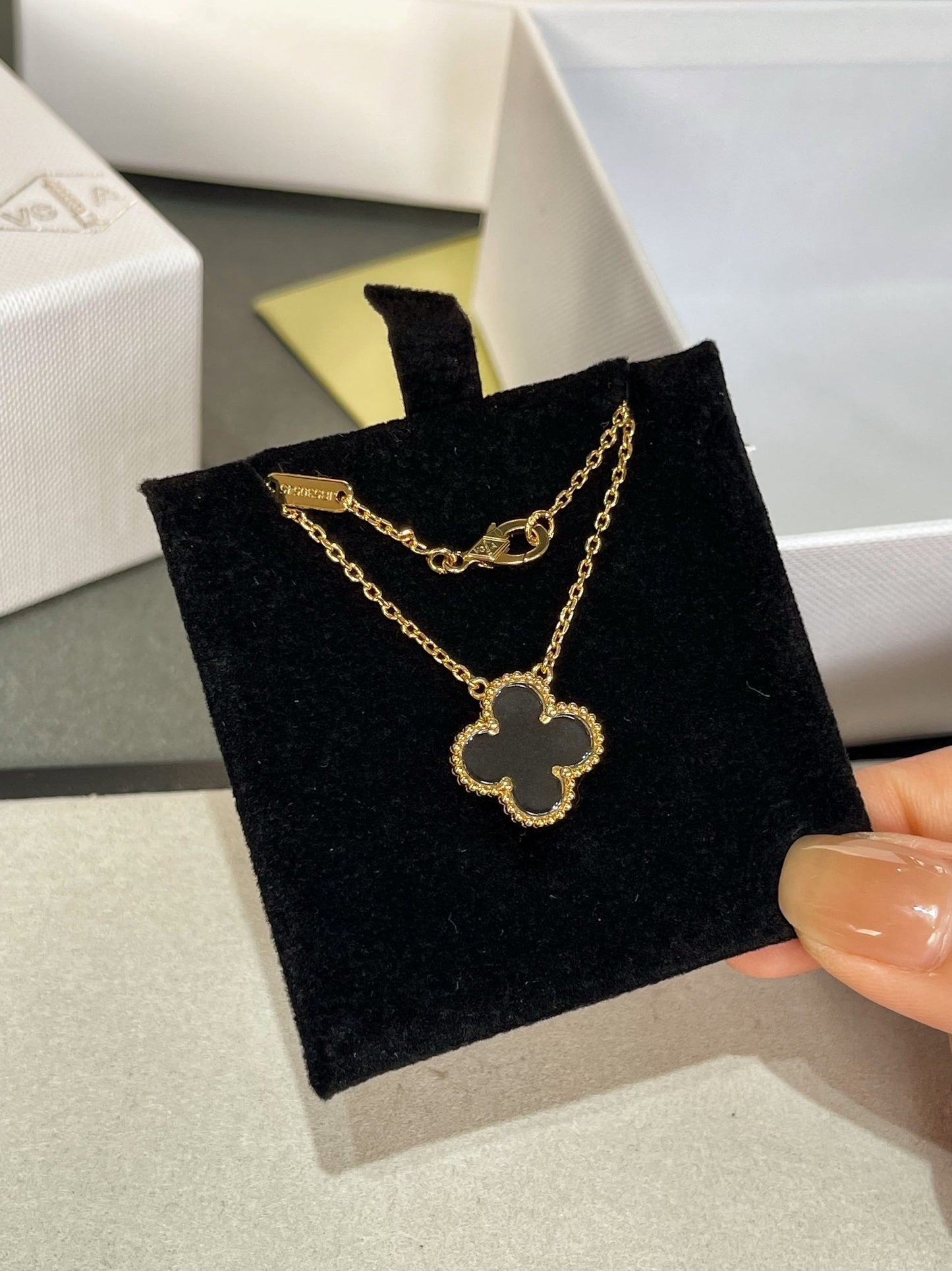 [basloveJW]CLOVER BERGKRISTALL ROSÉGOLD HALSKETTE