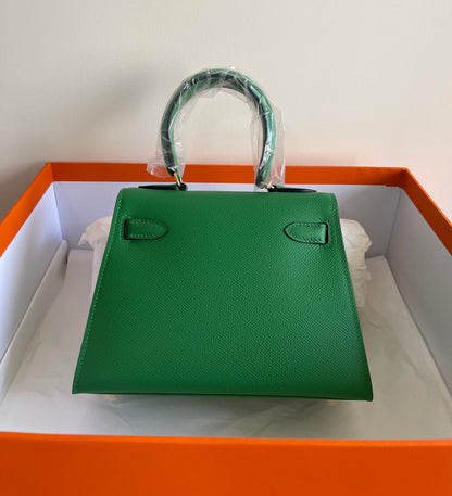 KELLY MINI 20 BAG IN EMERALD GREEN CALFSKIN WITH GOLD HARDWARE (MADE-TO-ODER)