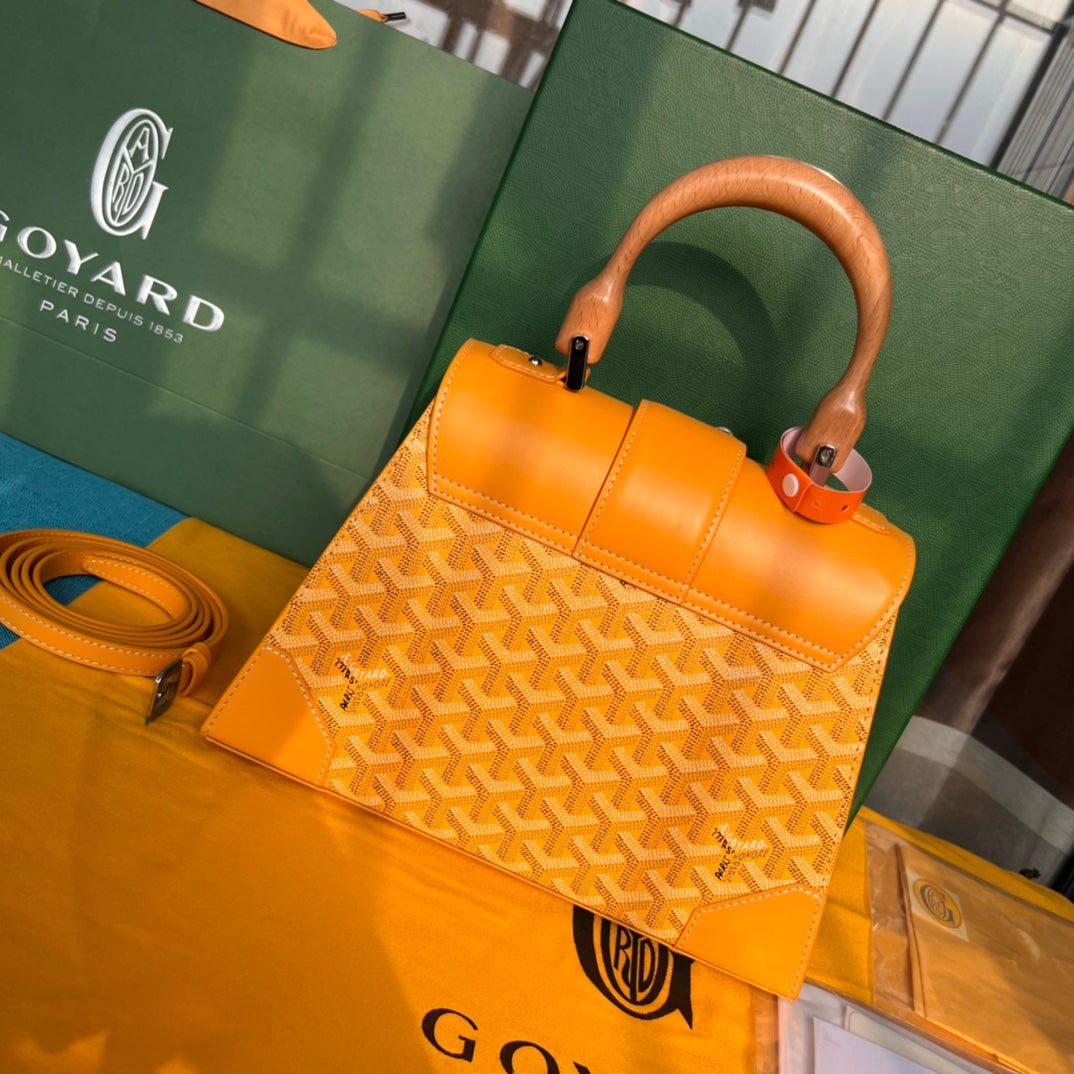 SAÏGON PM BAG 28 IN YELLOW GOYARDINE CANVAS AND CALFSKIN
