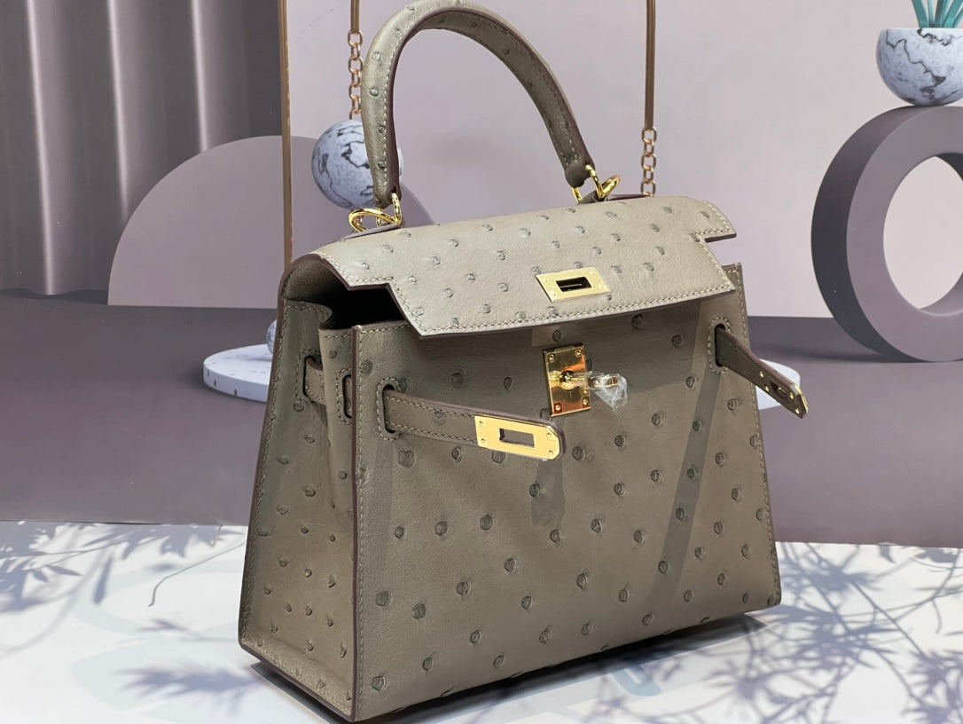 KELLY BAG 20 IN KHAKI BEIGE OSTRICH LEATHER WITH GOLD HARDWARE (MADE-TO-ODER)