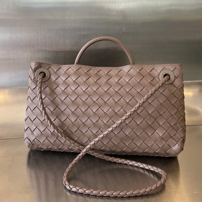 SMALL ANDIAMO 29 IN BEAVER BROWN LAMBSKIN