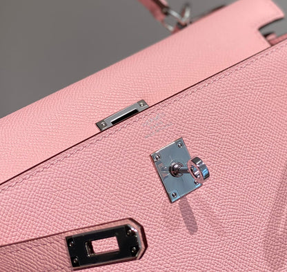 KELLY 25CM IN ROSE SAKURA SWIFT CALFSKIN SILVER HARDWARE