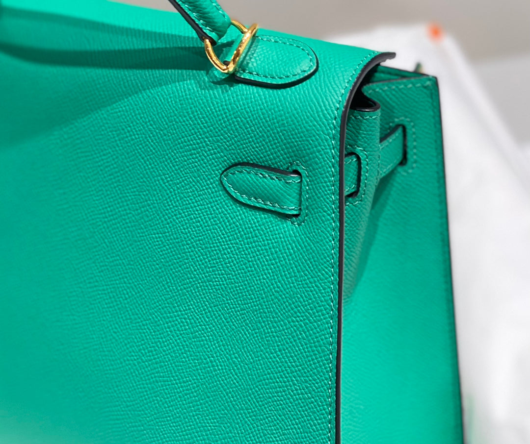KELLY 28CM IN VERT VERTIGO EPSOM CALFSKIN GOLD HARDWARE