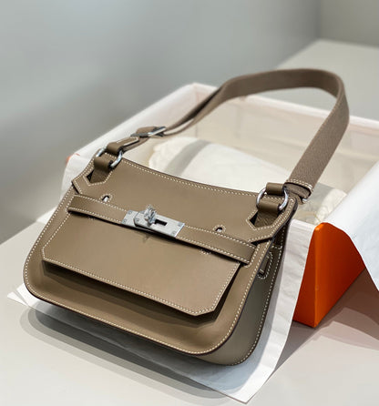 HM JYPSIERE SHOULDER BAG 23 IN WOOD BROWN CALFSKIN SILVER HARDWARE