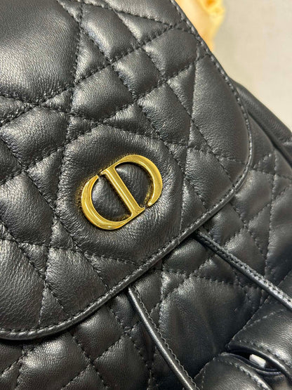 MEDIUM CARO BACKPACK 27 IN BLACK MACROCANNAGE LAMBSKIN