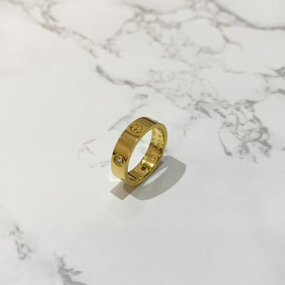 [オーロラ]ラブリング 5.5mm 3ダイヤモンド ゴールド