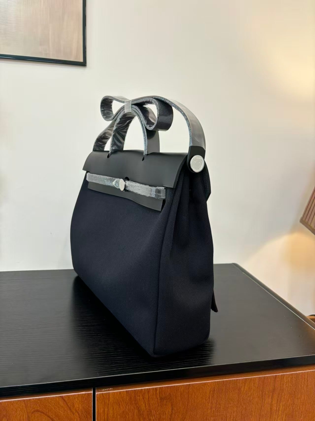 BLACK CALFSKIN CANVAS BAG 39 HANDBAG