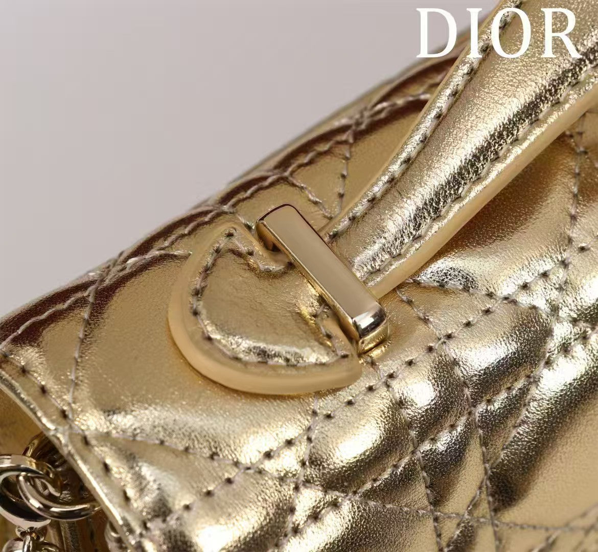 MISS PEARL CHAIN BAG LIGHT GOLD