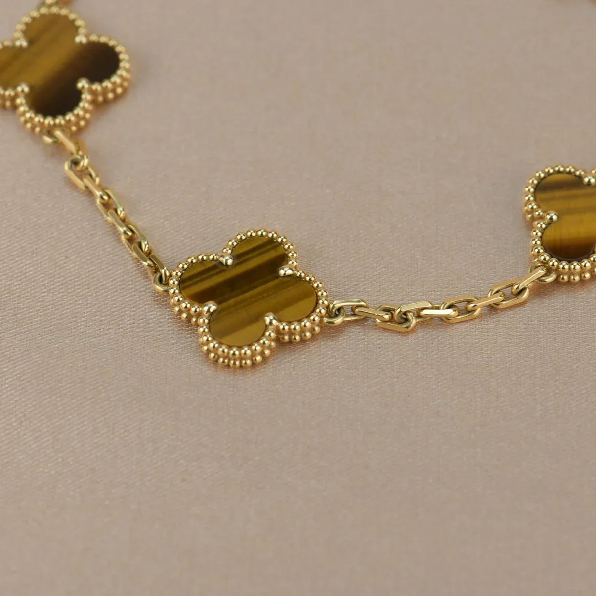 [AURORA]CLOVER 5 MOTIFS TIGER EYE BRACELET COLLECTION