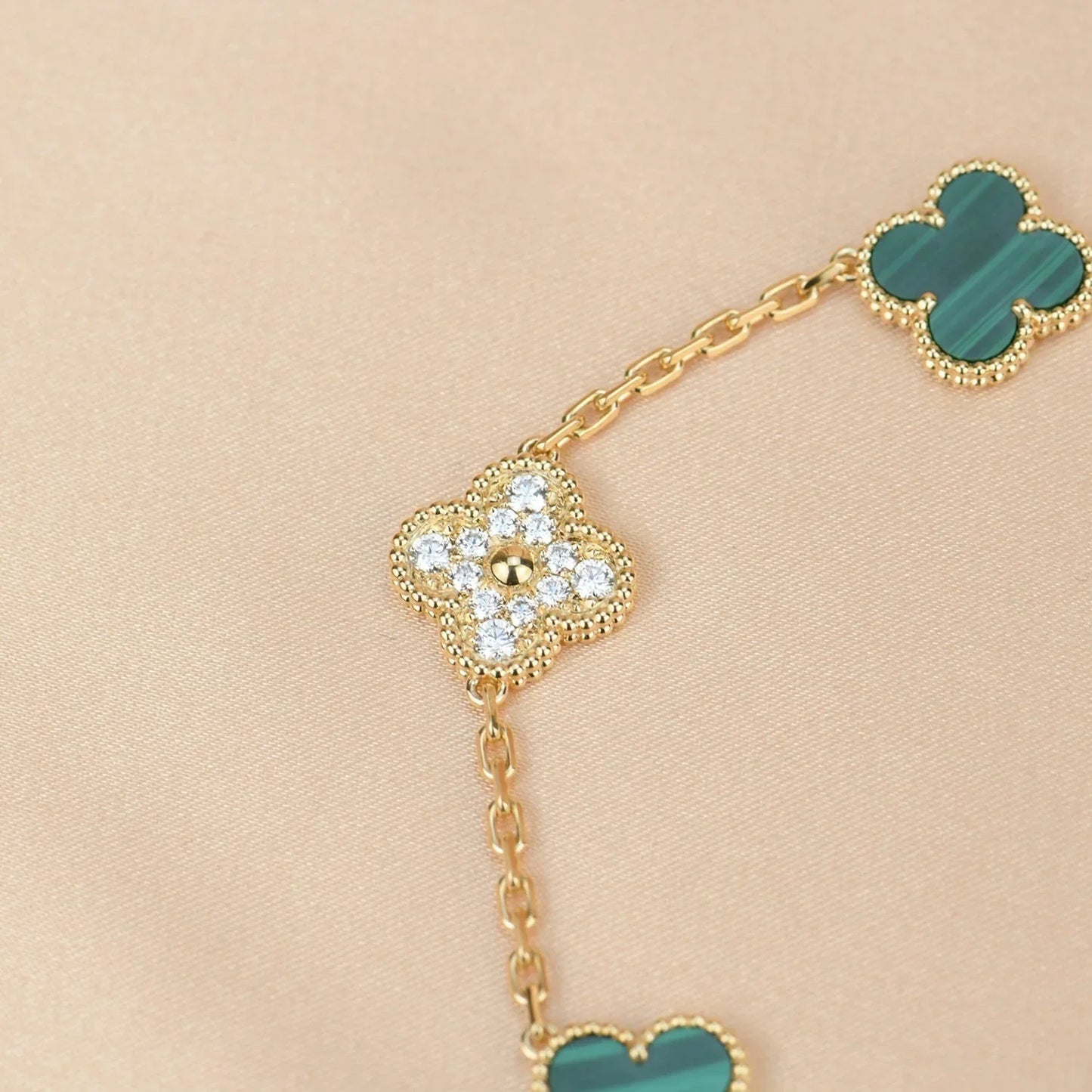[AURORA]CLOVER 5 MOTIF MALACHITE BRACELET COLLECTION