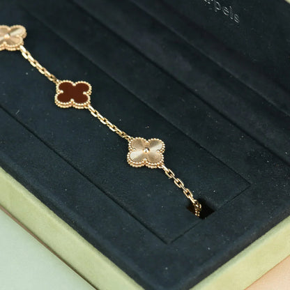 [AURORA]CLOVER 5 MOTIF RED CORNELIAN BRACELET COLLECTION