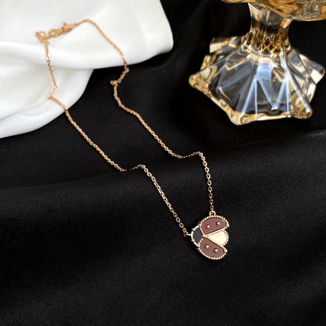 [AURORA]LUCKY  CARNELIANS LADYBUG NECKLACE