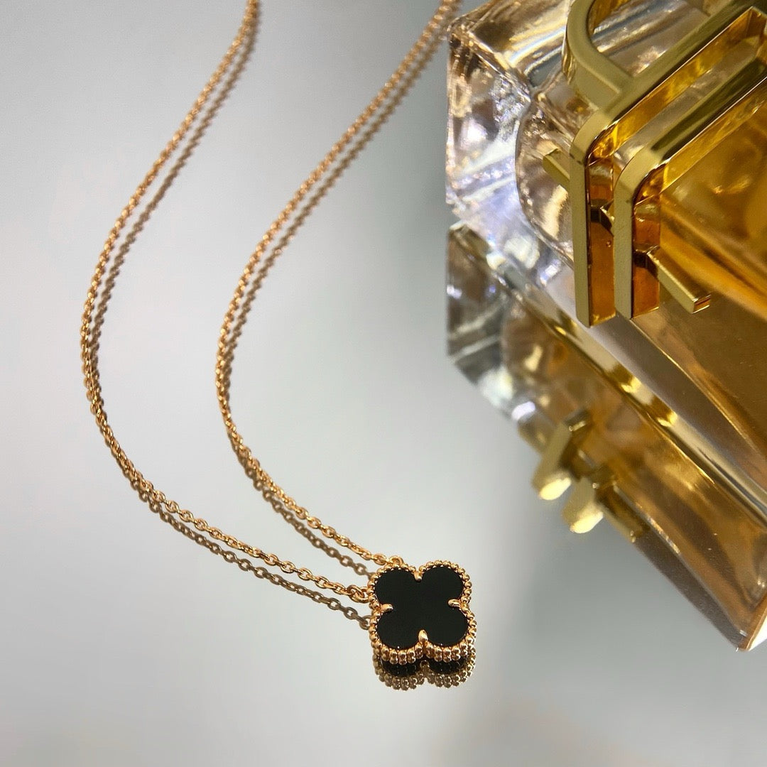 [basloveJW]CLOVER 15MM SCHWARZER ONYX EINZELNE BLUMENKETTE
