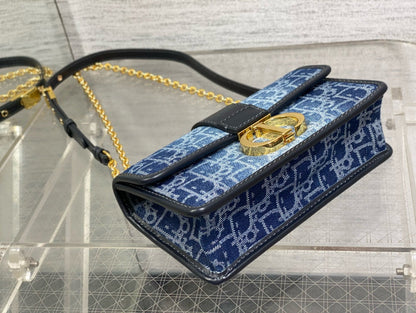 MONTAIGNE 21 BLUE JEAN EMBROIDERY