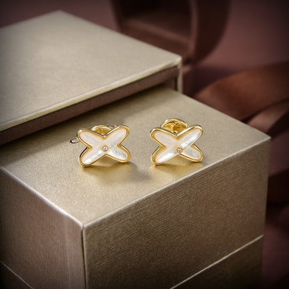 [AURORA]JEUX DE WHITE MOP GOLD DIAMOND OHRRINGE