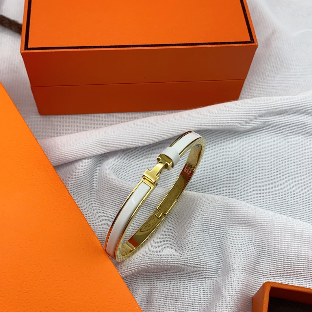 [AURORA]クラシック HM クリック ホワイト 8mm エナメルブレスレット