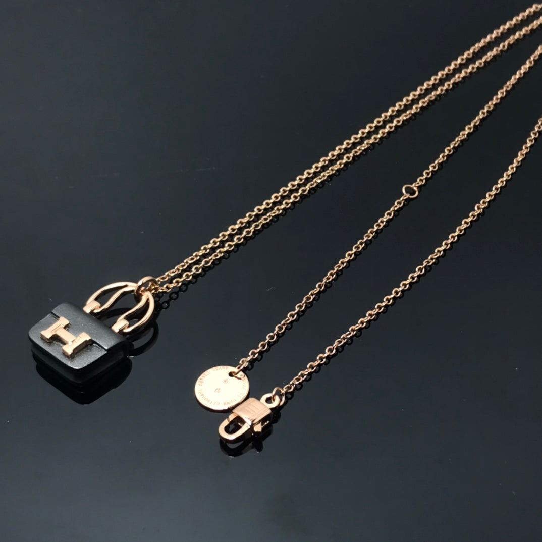 [AURORA] HM AMULETTES CONSTANCE ANHÄNGER-HALSKETTE FÜR DAMEN
