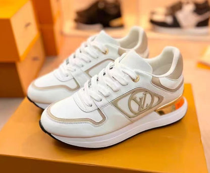RUN AWAY SNEAKERS COUPLE SHOES