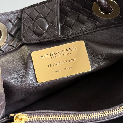 BOTTEGA VENETA 25S BASKET BAG 31 IN DARK BROWN CALFSKIN GOLD HARDWARE