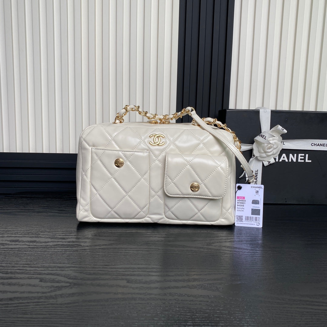 BOWLING BAG 29 IN OFF-WHITE CALFSKIN GOLD HARDWARE
