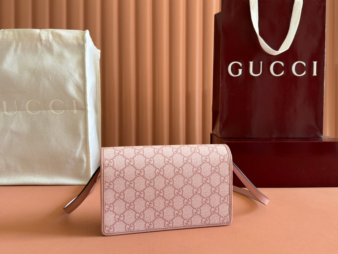 EMBLEM WALLET GG MONOGRAM 20 IN LIGHT PINK SMOOTH CALFSKIN