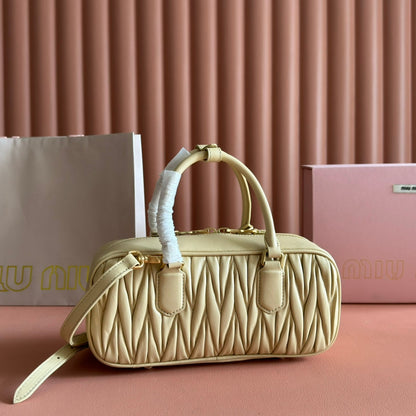 ARCADIE MATELASSÉ BAG 27 BEIGE IN CALFSKIN GOLD HARDWARE