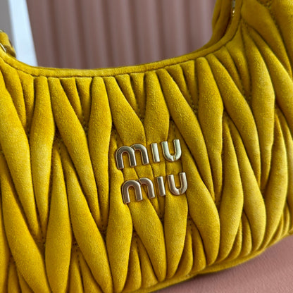 MM SUEDE HANDBAG 23 YELLOW