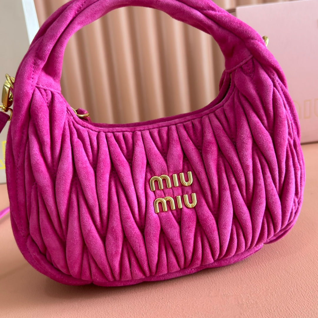 MM SUEDE HANDBAG 23 DEEP FUCHSIA