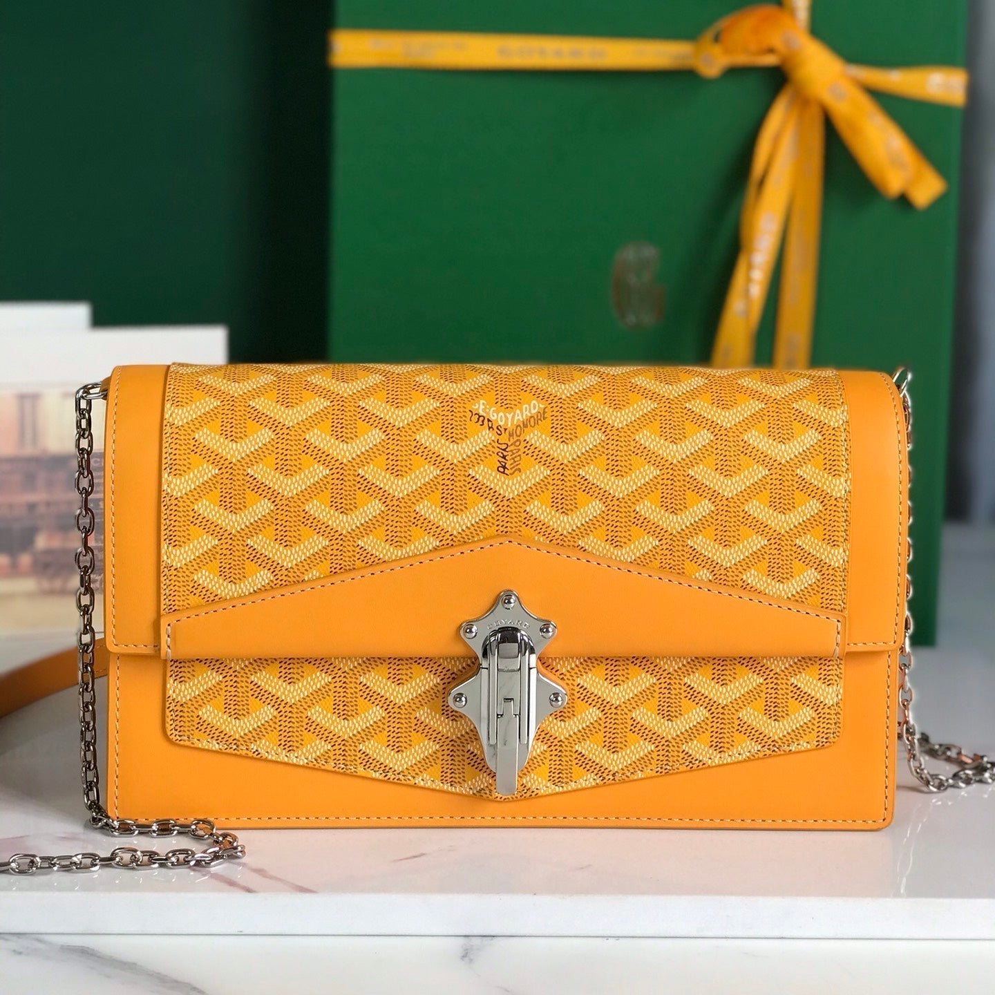 DUCHESSE MARIE-CAROLINE BAG 25 IN YELLOW GOYARDINE CANVAS AND SMOOTH CALFSKIN