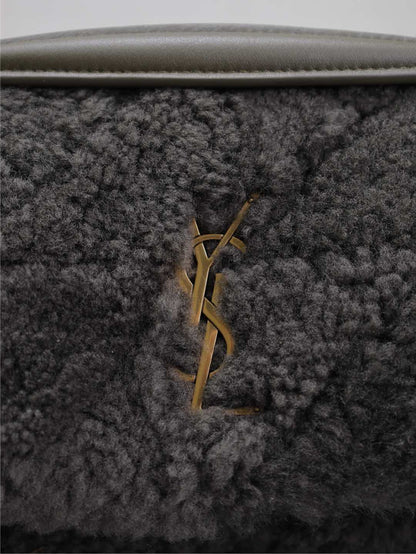 JAMIE BAG 25 IN DARK GRAY LAMB WOOL