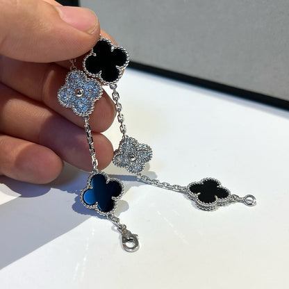 [AURORA]CLOVER 5 MOTIF ONYXS BRACELET COLLECTION
