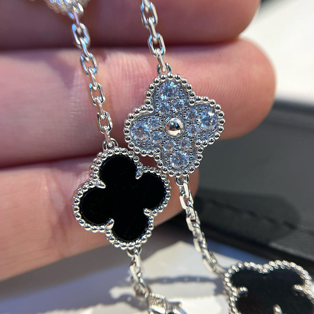 [AURORA]CLOVER 5 MOTIF ONYXS BRACELET COLLECTION