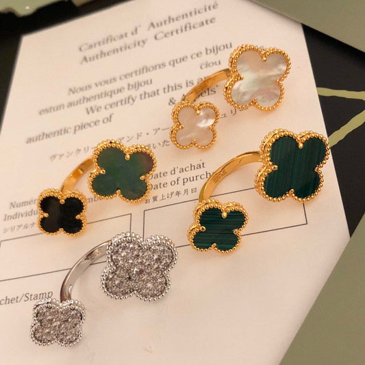 [AURORA]CLOVER BETWEEN THE FINGER RING