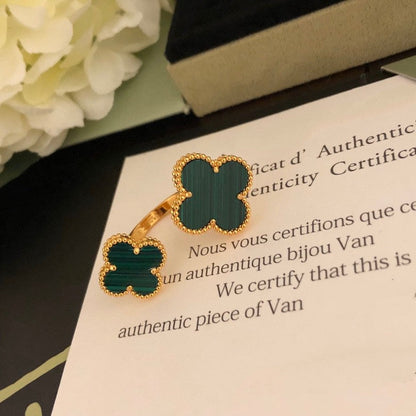 [AURORA]CLOVER BETWEEN THE FINGER RING
