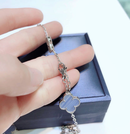 [basloveJW]CLOVER 10 MOTIVE CHALCEDON DIAMANTEN SILBER HALSKETTE